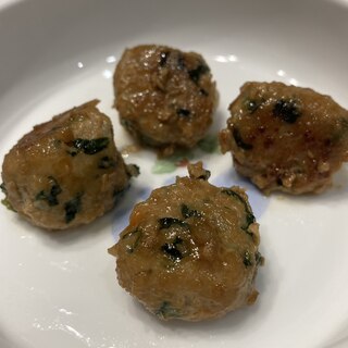 野菜も摂れる！豚ひき肉の肉団子照り焼き